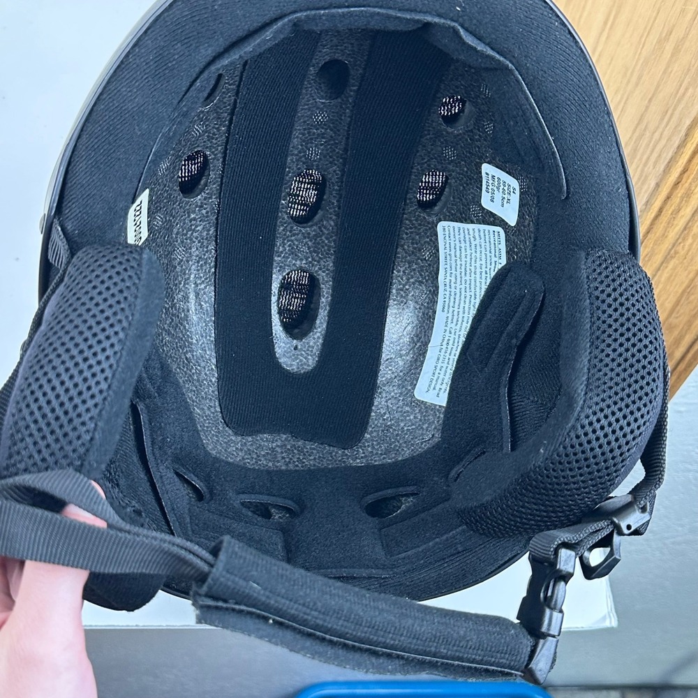 Giro S4 Snow Helmet XL Matte Black Ski Snowboard Vented Protective Gear 59-60.5 - Picture 10 of 10